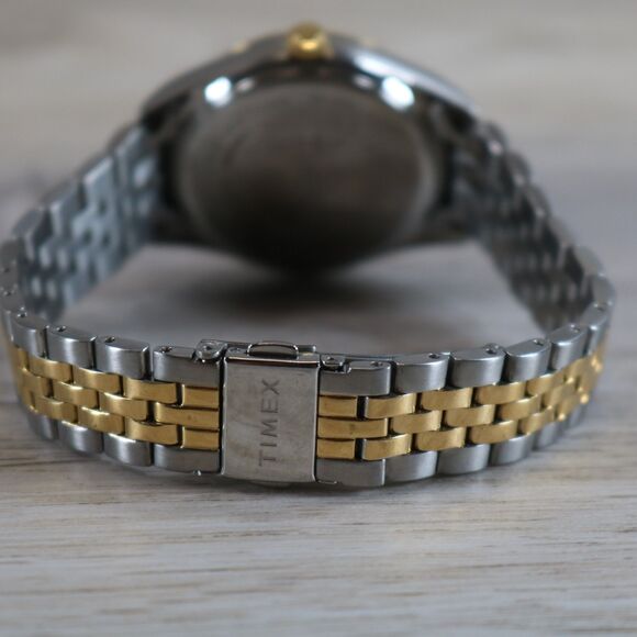 Timex Day-Date Watch – Pre-Owned, New Battery, Round, Two-Tone - Picture 6 of 11